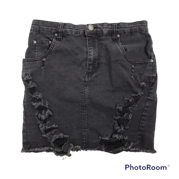 Prettylittlething black distressed denim mini skirt size 8 - Picture 1 of 8